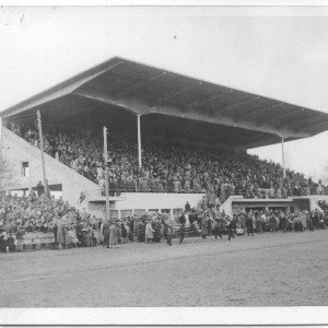 Einweihung der neuen Haupttribüne im Ronhof 1951